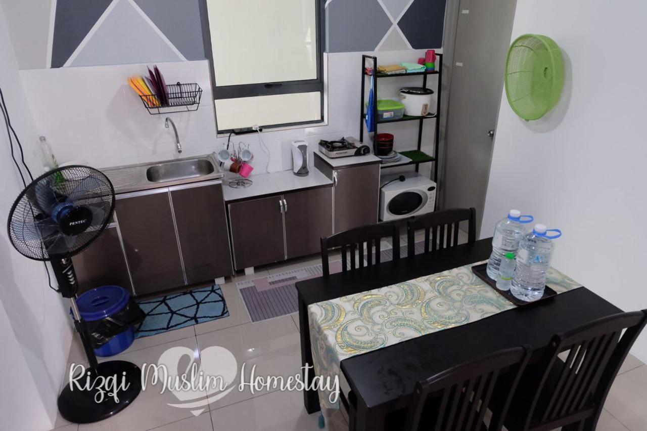 Rizqi Muslim Meru Casa Kayangan Pangsapuri *